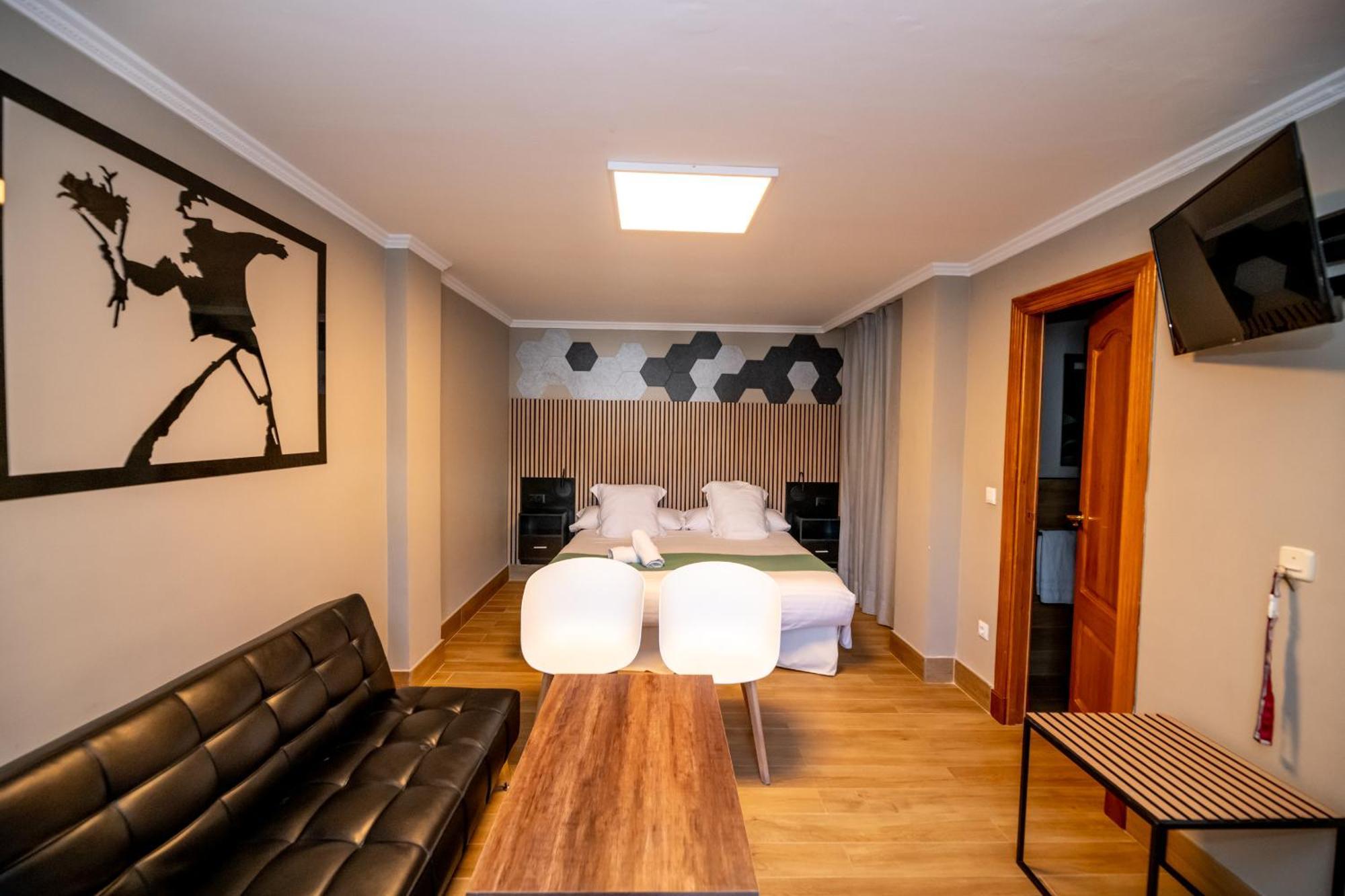 Hotel Monasterio - Adults Only 2*